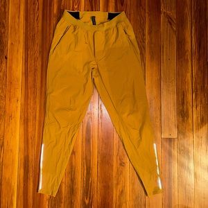 Lululemon Surge Hybrid Pant medium size spiced bronze